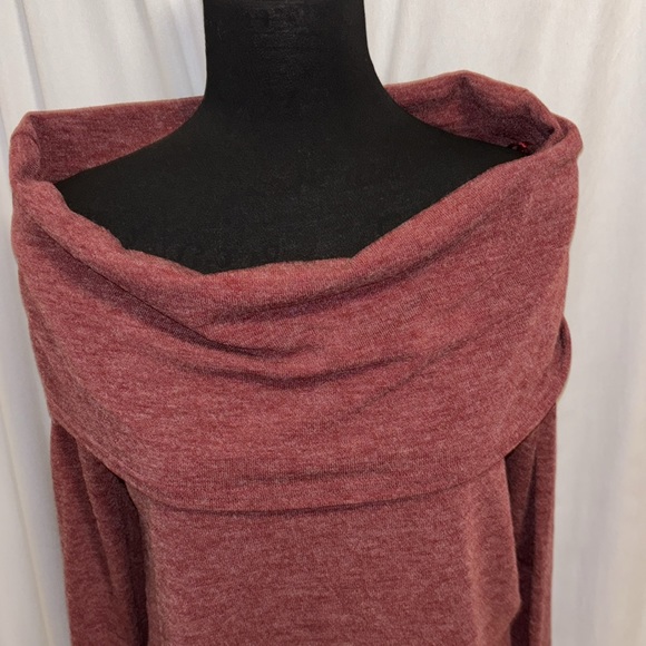 Nitt by Flying Tomato Cowl Neck or Off Shoulder Small - Picture 4 of 10